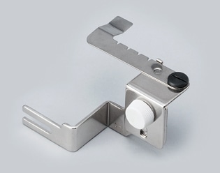 ジャノメ（JANOME）ギャザリングアタッチメント ロックミシン用 型番：200-241-115【メーカーお取り寄せ商品】