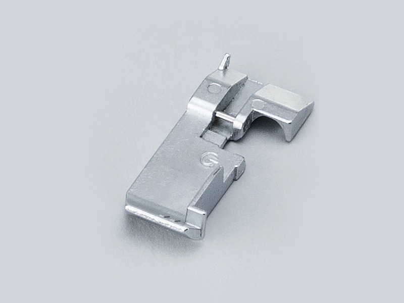 ジャノメ（JANOME）ギャザリング押さえ ロックミシン用 型番：200-250-106【メーカーお取り寄せ商品】